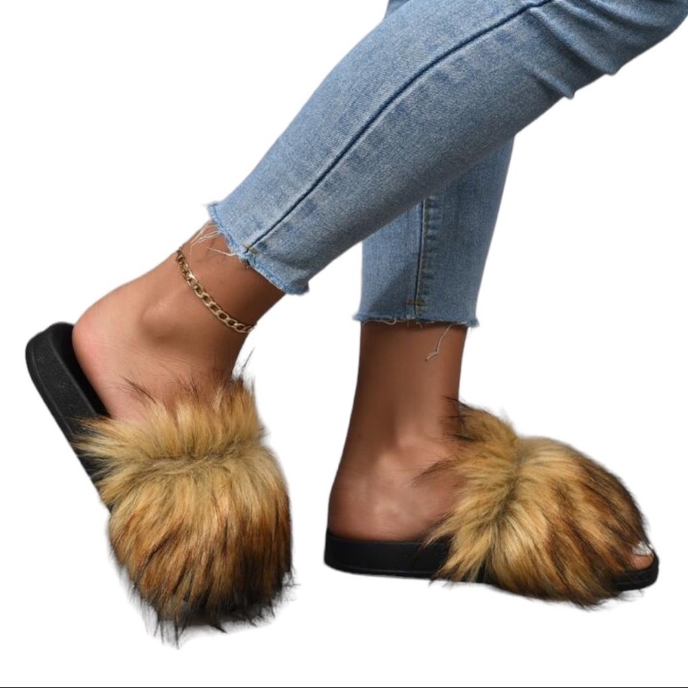 Luxury Open Toe Furry Slip-on Mules Women’s Size 11 Brown NWOT